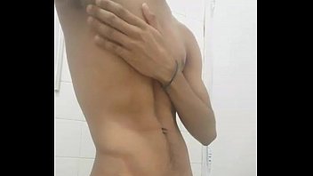 Xvideos gay magrelo moreno alto