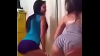 Porno grafia mulhe dançando nua