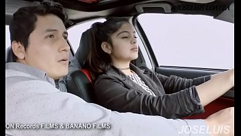 Mia khalifa fazendo sexo no carro