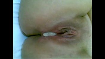 Camera dentro da vagina filma uma buceta gozando x video