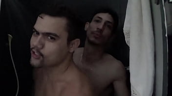 Novinhos online video porno gay