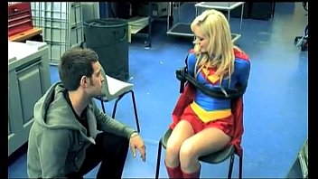 Cosplay porno da supergirl